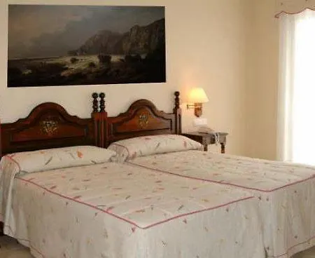 Cortijo Hotel 2*