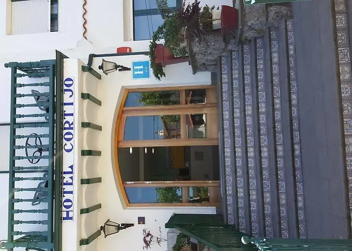 Cortijo מלון לרדו